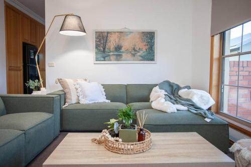 Horsham House | Evergreen on Baillie