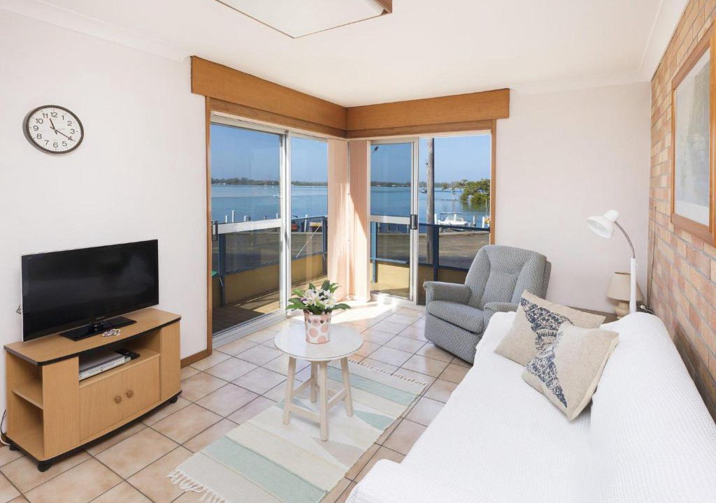 Tuncurry Apartment | Fairholme 12 - linen not supplied.