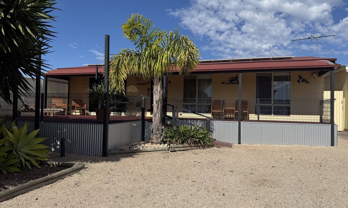 Dalrymple House | Fairway Shores-Dog friendly! Off Peak Special!