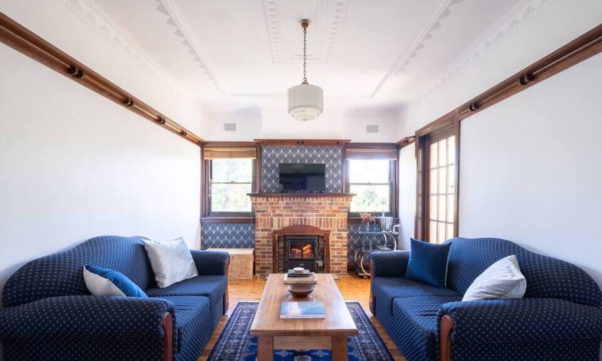 Katoomba House | Falls Road Styled Art Deco/Sleeps 6/Town Centre
