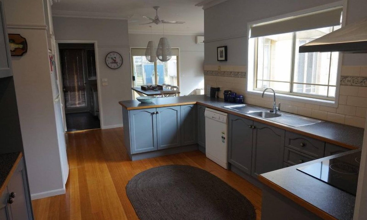 Torquay House | Family Friendly Coastal Cottage