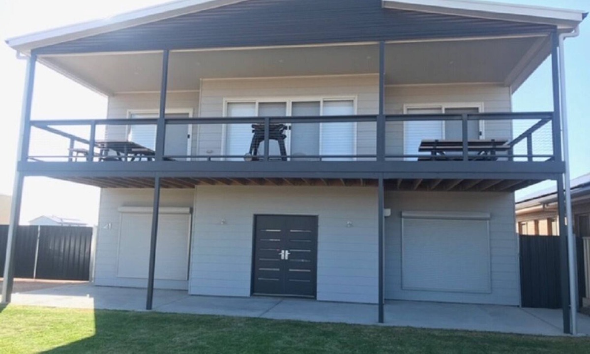North Beach House | Family Stayz @ North Beach/Wallaroo