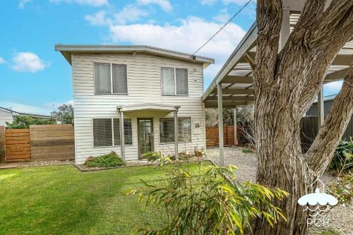 Sandy Point House | Family Tidez Stay 3 Pay 2 Winter Special