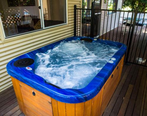 Pickering Brook House | Farview Guest Accommodation