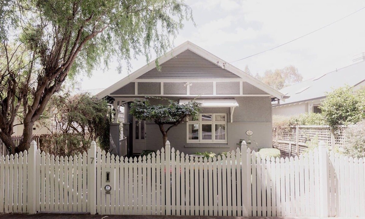 Hobart Central Business District House | Fenton Cottage on the fringe of Hobart