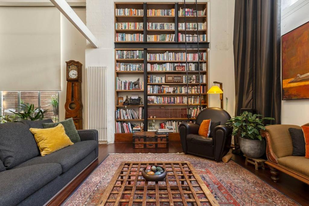 Collingwood Apartment | Find Luxury in an Old-Charm Converted Warehouse
