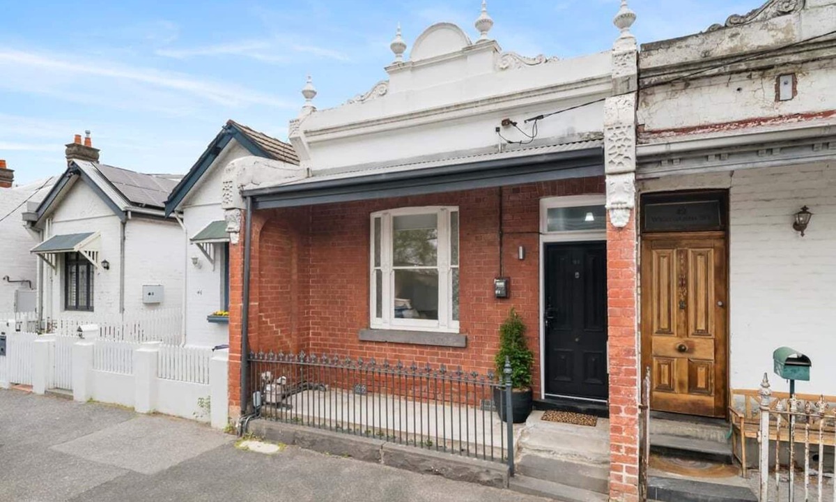 Fitzroy Apartment | Fitzroy Charm:‘Meilleur’ Stylish Victorian Retreat