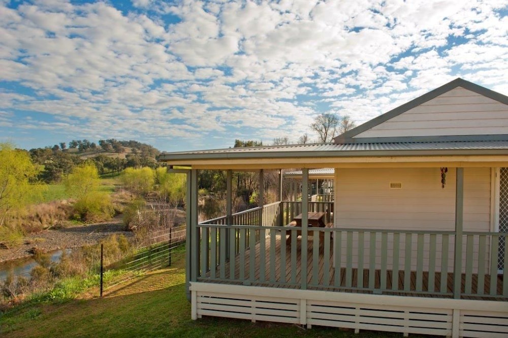 Nundle Apartment | Fossickers Tourist Park