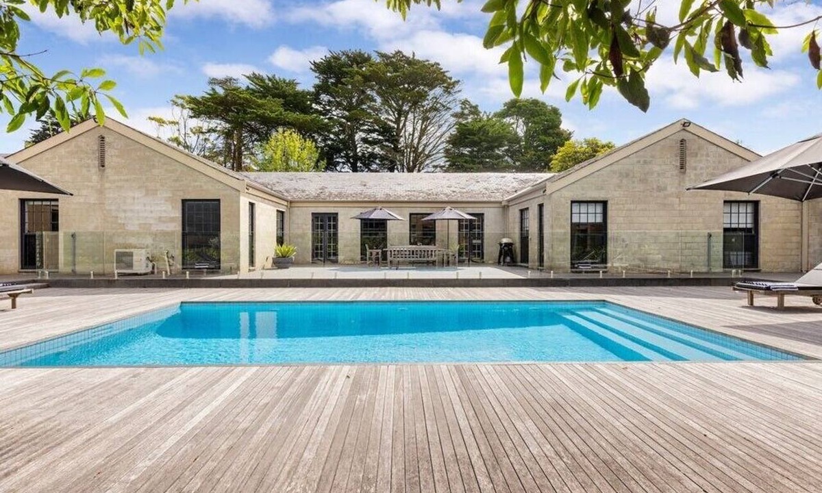 Portsea House | Franklin House: 5 BR, 5.5 BA House in Portsea, Sleeps 10