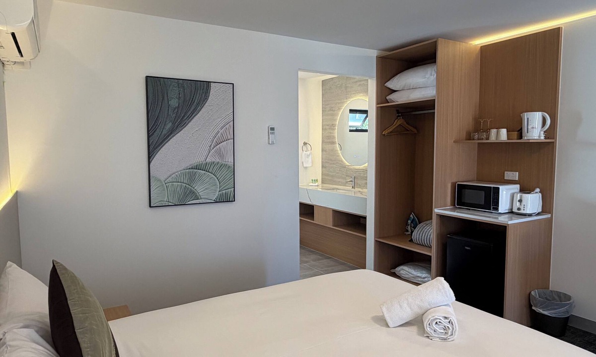 Frankston Hotel | Frankston Bay Motel