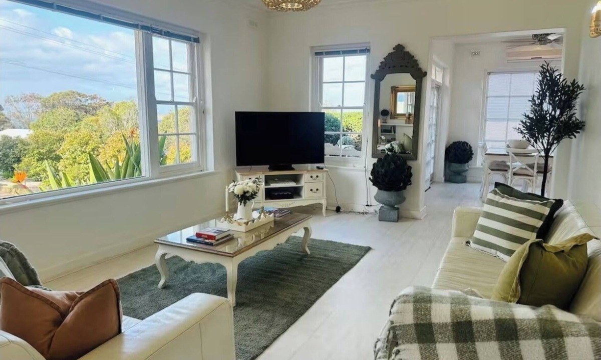 Port Lincoln House | French provincial style duck stone cottage.