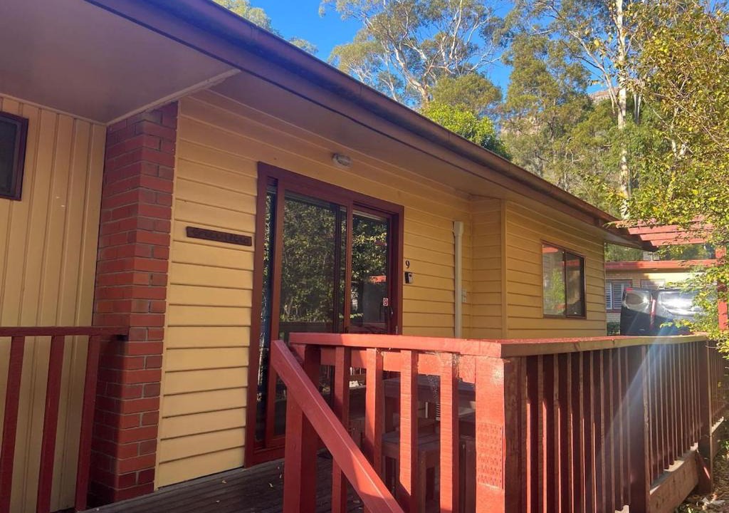 Halls Gap House | Froggys Quarters Cabin 9 Wombat