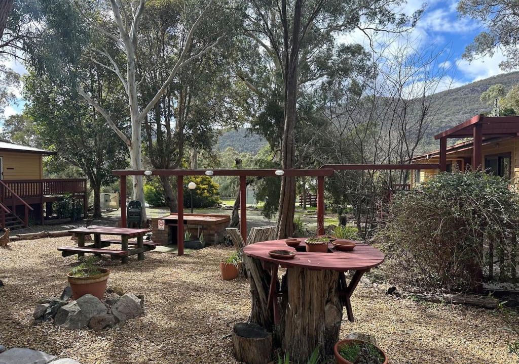 Halls Gap House | Froggys Quarters Private Nature Retreat