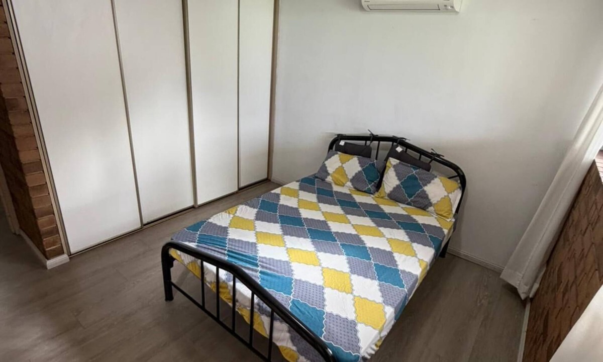Pennington House | Fully Furnished 3 bedroom house