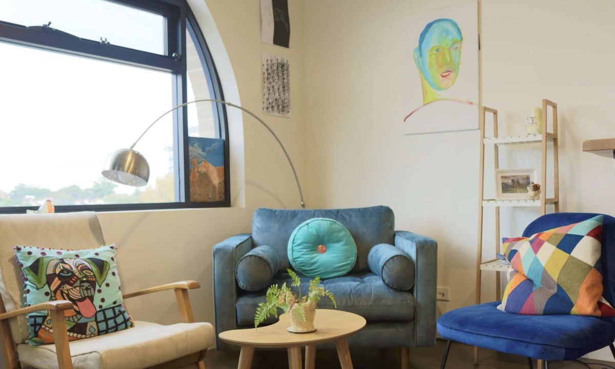 Glebe Apartment | Funky 1BR urban oasis, walk to inner-city amenities