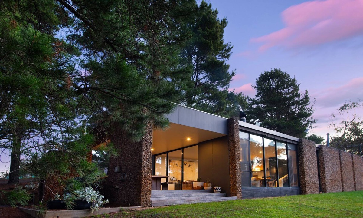Glenlyon House | Gabion Hill - beautifully designed and deeply connected to the land