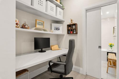 Newtown House | 'Gallery Getaway' Newtown - Alexandria Creative Hub