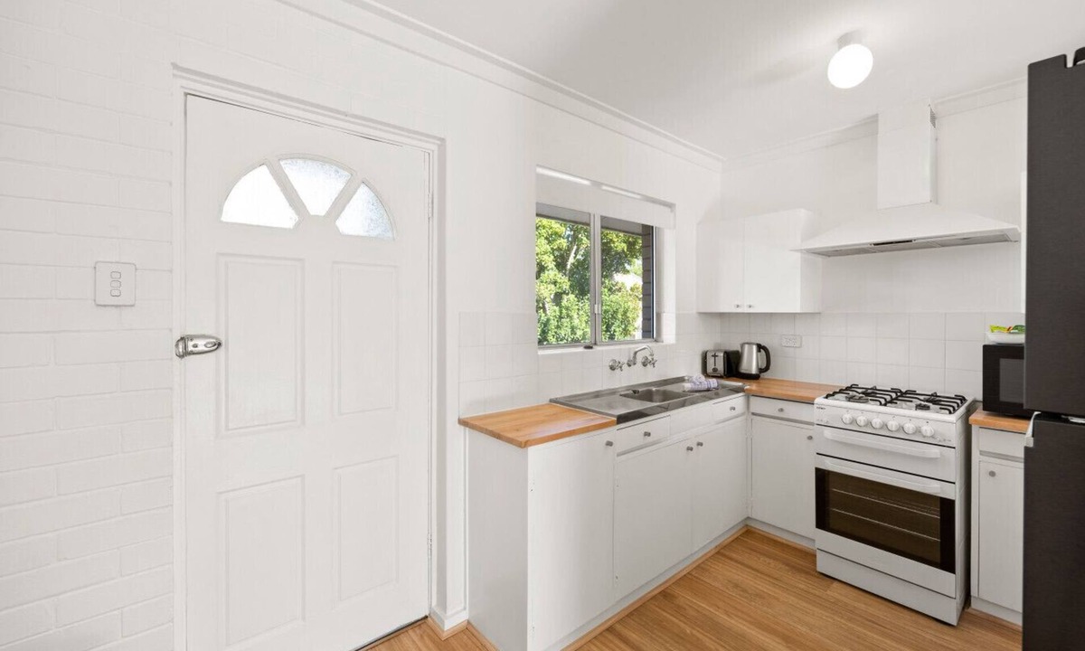 Mosman Park Apartment | Georgie’s Simple Base – Mosman Park