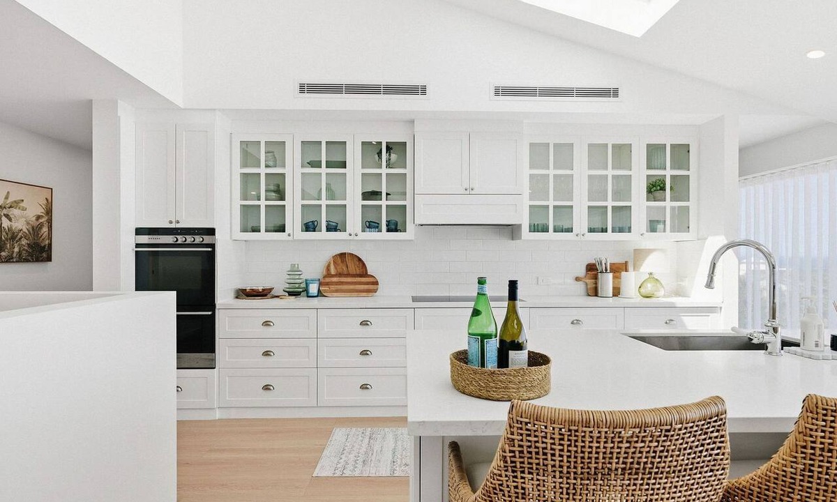 Forresters Beach House | Glass House Escape at Forresters