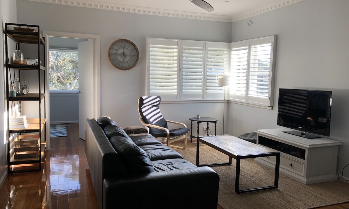 Venus Bay House | Gorgeous beach house located near shops & beach No 1. Free WiFi. Fully fenced.