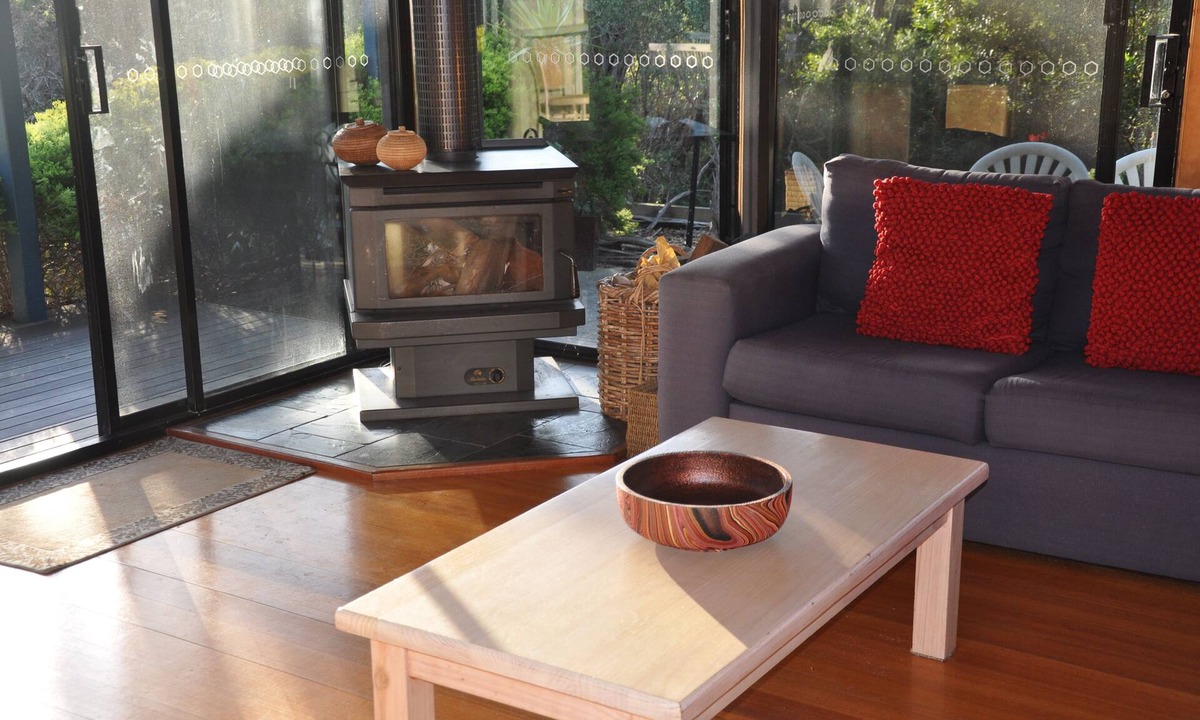 Sorrento House | Gorgeous Beach House in tranquil garden setting