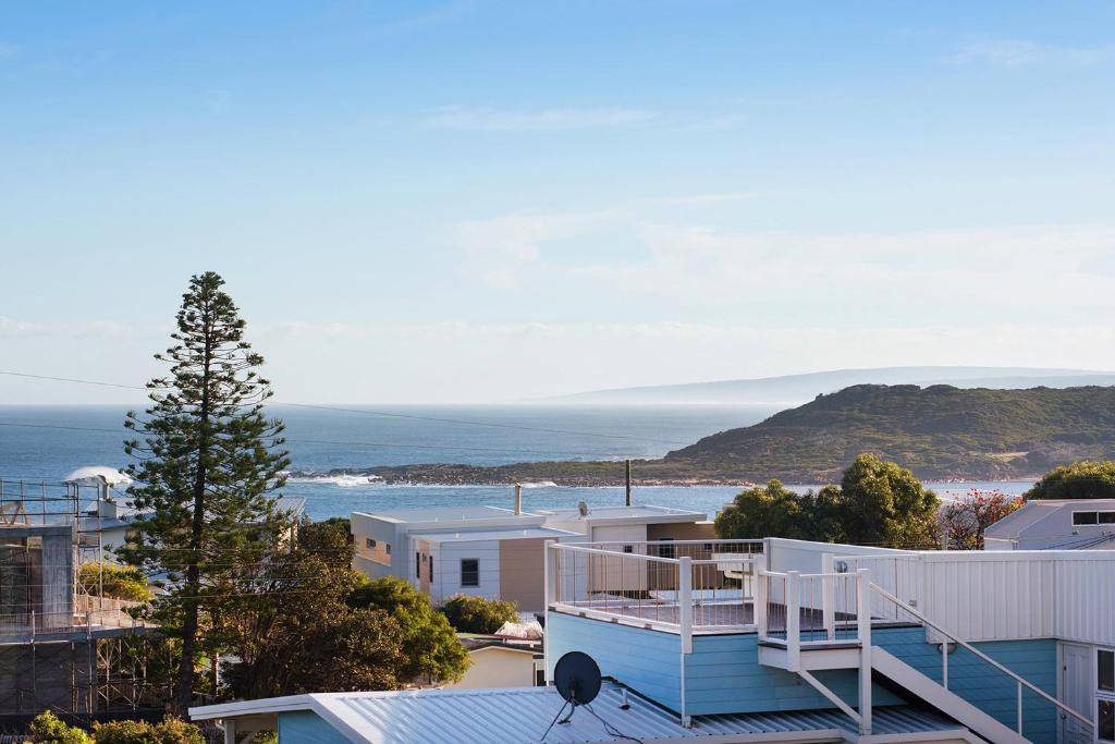 Gracetown House | Gracetown Beach House - relaxing beachside holiday