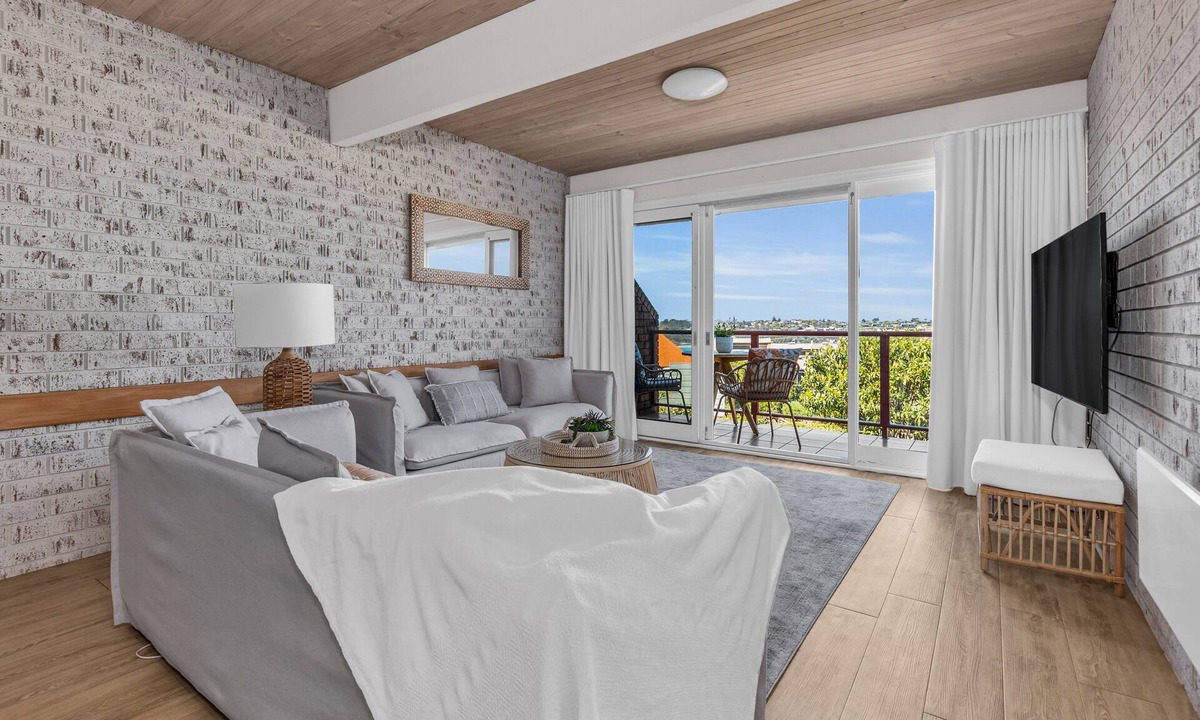 Merimbula Cabin | Gracies Oceanview - 3 bed 3 bath Merimbula