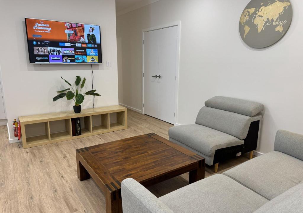 Menangle Park House | Grand Family Estate for 20 people in Macarthur