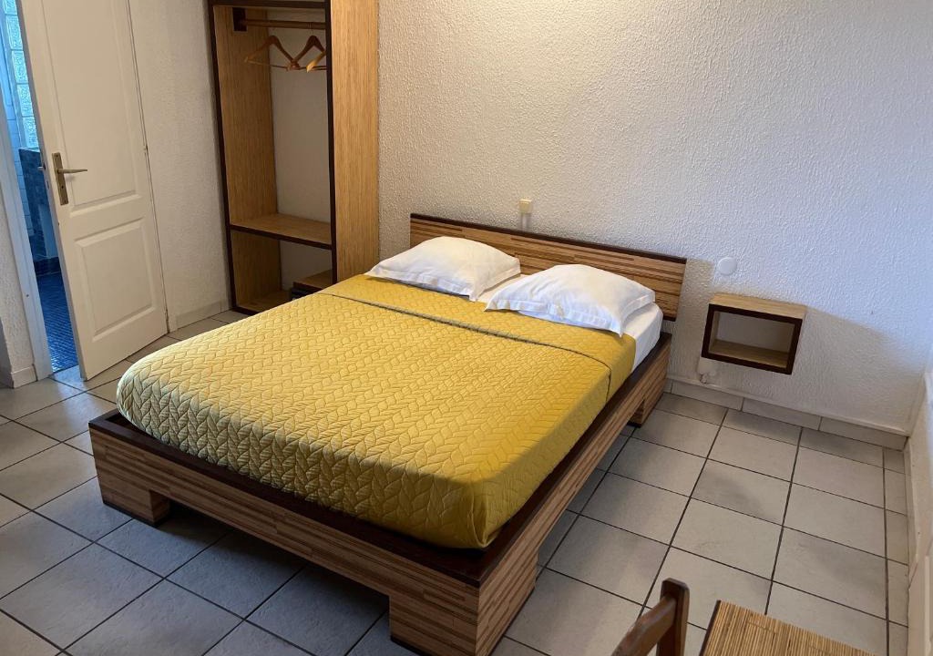 Les Hattes Hotel | Hôtel La Tentiaire