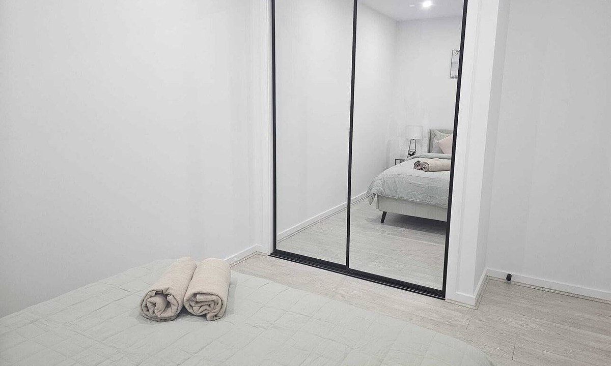 Mickleham House | H & J Comfort Retreat