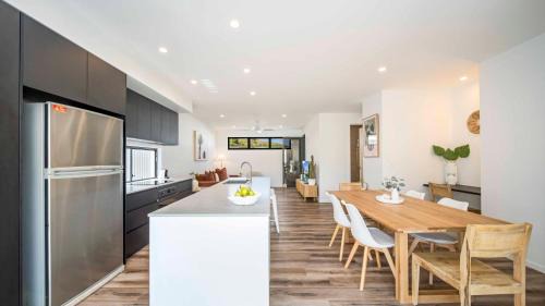 Lennox Head Apartment | Habitat - Lush Lennox Head Apartment