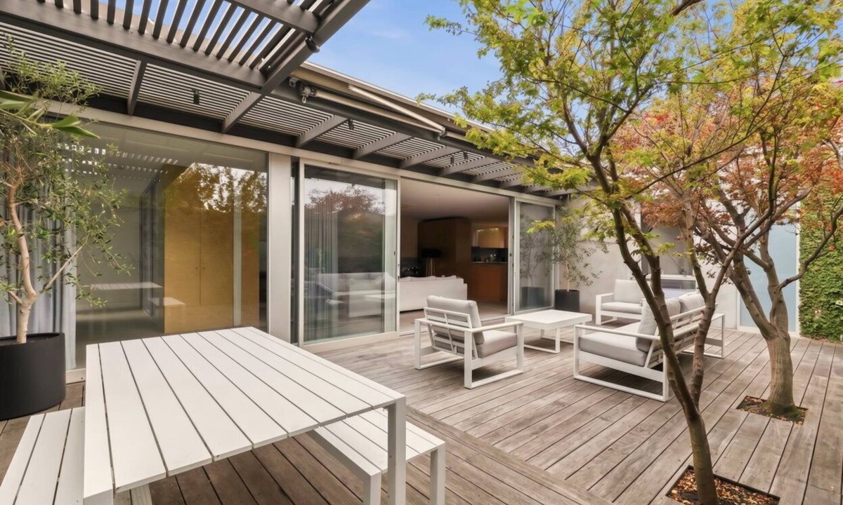 Brighton House | Hanby by the Bay, Brighton