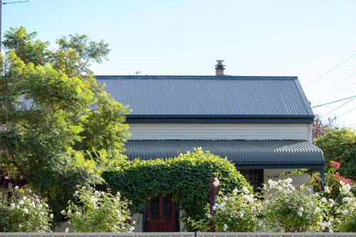 Kingscote House | Haven Cottage Kangaroo Island