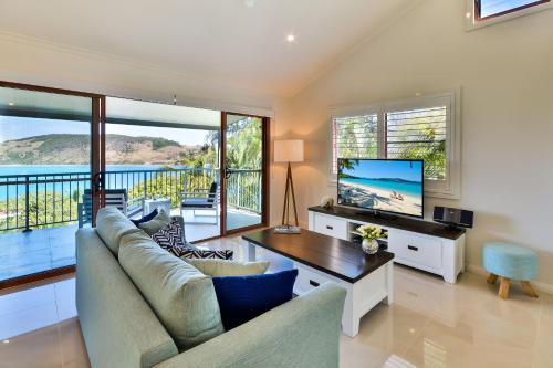 Hamilton Island Apartment | Heliconia Grove - 1 bedroom - on Hamilton Island by HIHA