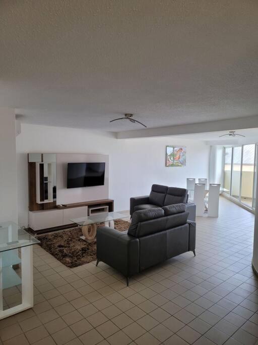 Cayenne Apartment | Hello Guyane (7), Grand Appartement Prestigieux F3