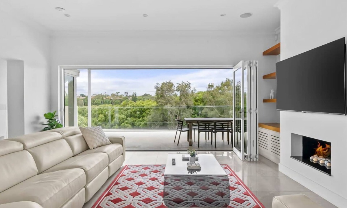 Rodd Point House | Henley Haven Private BBQ Terrace
