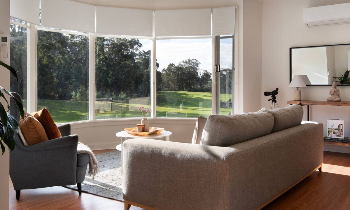 Dry Diggings House | Hepburn Woodland Retreat