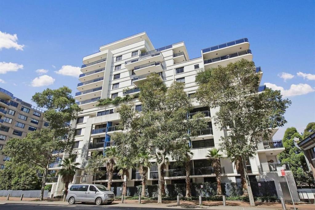St. Leonards Apartment | HERB8 - Herbert Street - St Leonards