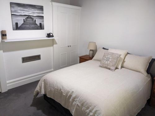 Albury House | Heritage Chic in Central Albury