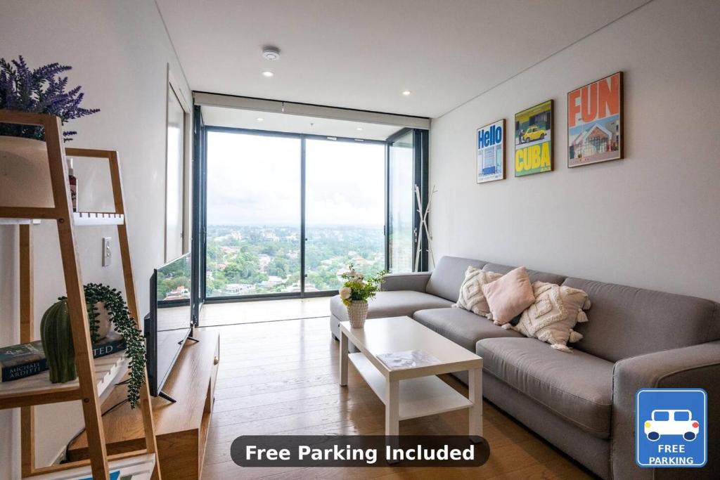 St. Leonards Apartment | High-Rise1BR Views Free Parking St Leonards