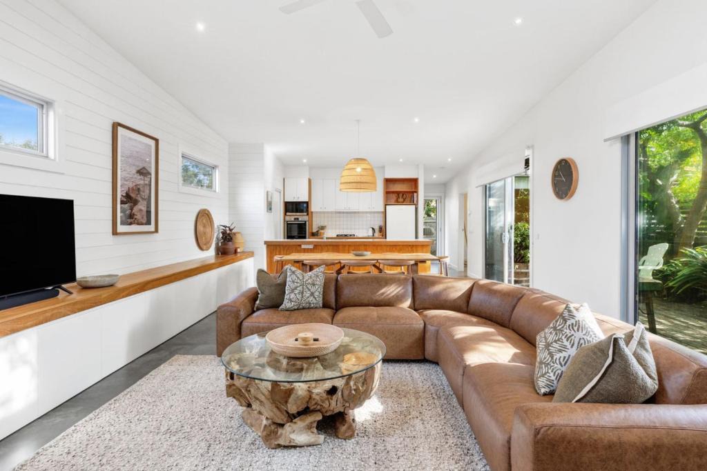Barwon Heads House | Hitchcock Getaway; Central Barwon Heads, Sleeps 6