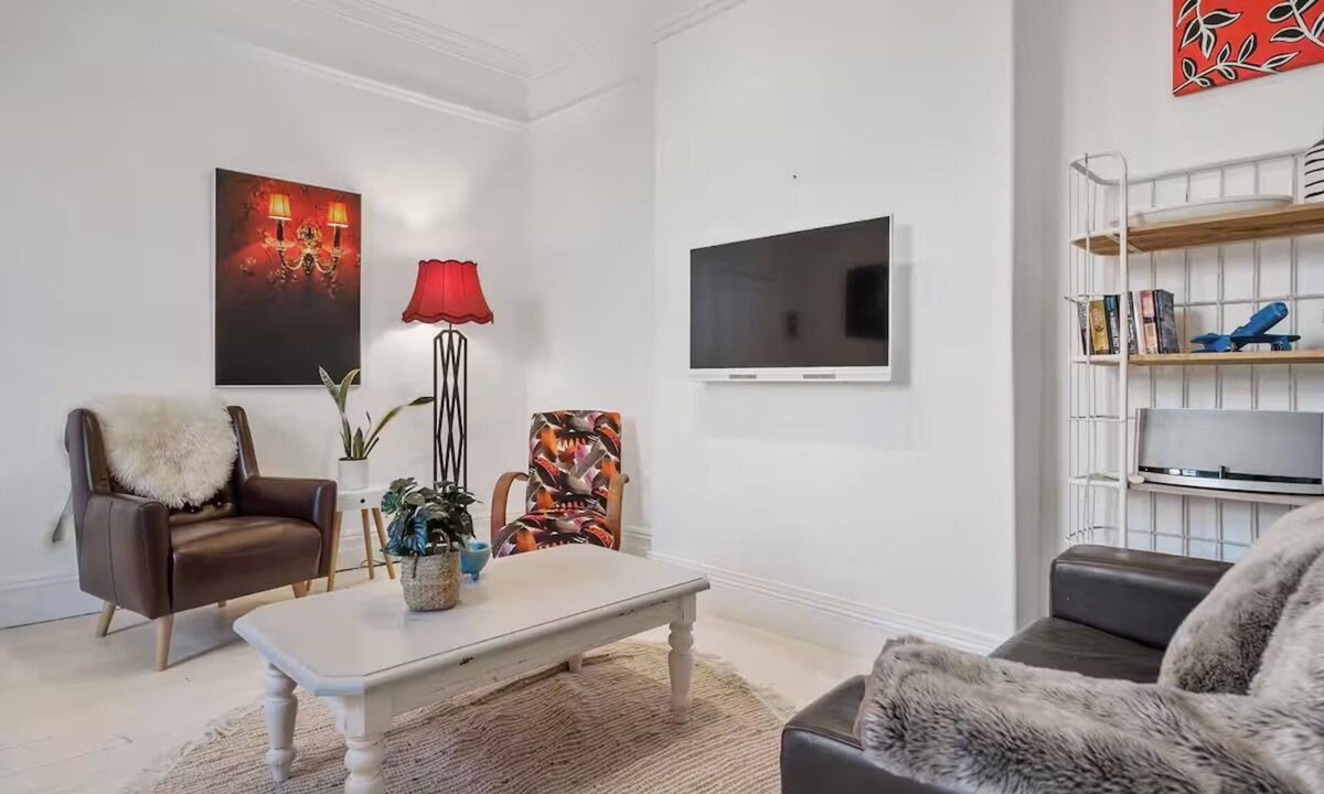 North Hobart Apartment | HOBART 1 BEDROOM