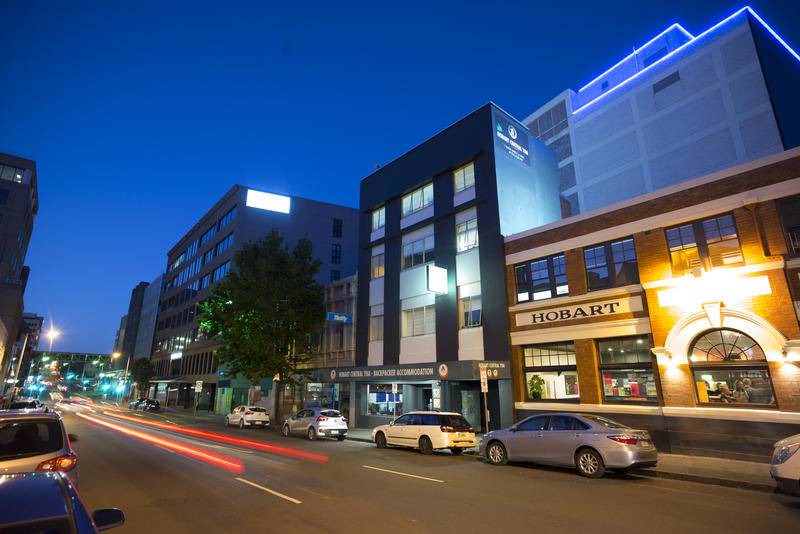 Sullivan's Cove Hostel | Hobart Central YHA