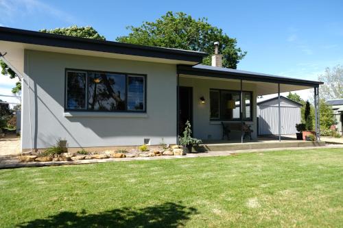 Aldgate House | Hoopers Cottage