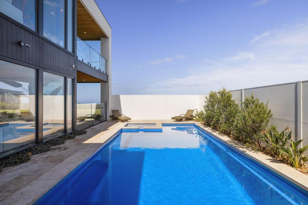 San Remo House | Island View San Remo