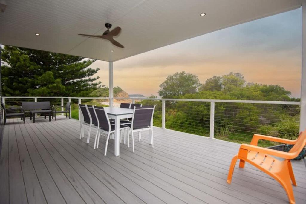 Tomakin House | Jenkins Beach House Galwad y mor Call of the Sea