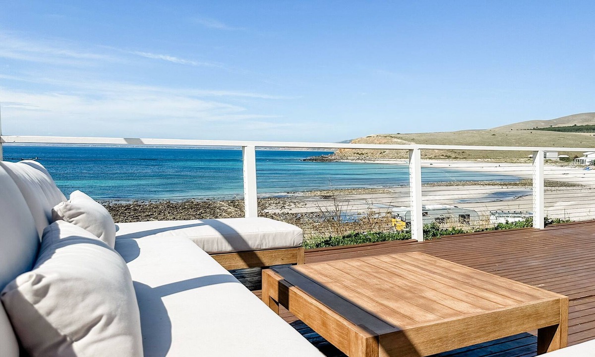 Myponga Beach House | Jetty View at Myponga Beach