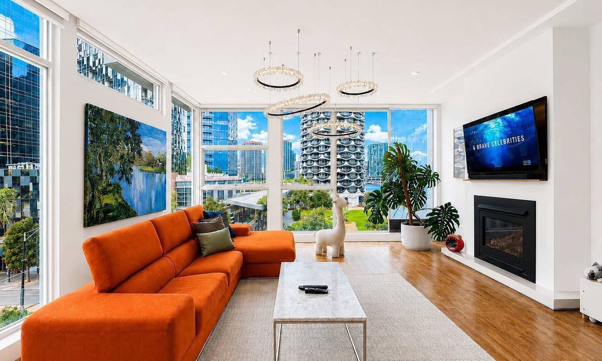 Docklands House | JuHaus Collection | Cloudhouse 210