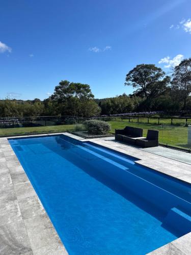 Bundanoon House | Kalamunda Estate with Pool, Fire Pit & BBQ Deck