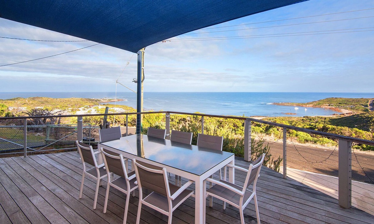 Gracetown House | Kaya Brae || Gracetown - Beach House with Ocean Views
